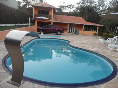 Fazenda / Sítio / Chácara com 6 Quartos à venda, 2137m² no , Ibiúna