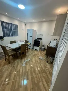 Casa com 3 Quartos para alugar, 110m² no Jardim Maria Helena, Barueri