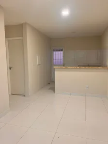 Casa de Condomínio com 2 Quartos para alugar, 55m² no Nova Esperança, Feira de Santana