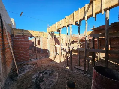 Casa de Condomínio com 2 Quartos à venda, 95m² no Jardim Torrezan, Saltinho