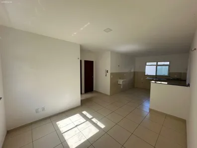 Apartamento com 2 Quartos para alugar, 55m² no Jóquei Clube, Fortaleza