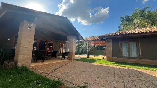 Fazenda / Sítio / Chácara com 2 Quartos à venda, 400m² no Chácara União, Rio das Pedras