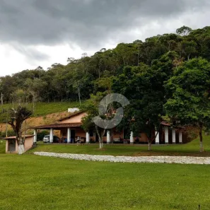 Fazenda / Sítio / Chácara com 3 Quartos à venda, 80550m² no Vale das Pedrinhas, Guapimirim