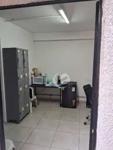 Galpão / Depósito / Armazém para venda ou aluguel, 3700m² no Campestre, Santo André