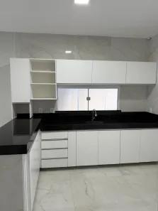 Casa de Condomínio com 3 Quartos para alugar, 200m² no Camara, Aquiraz