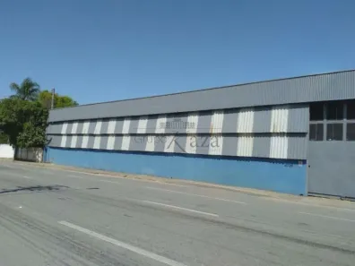 Galpão / Depósito / Armazém com 2 Quartos para venda ou aluguel, 1564m² no Ipiranga, Pindamonhangaba