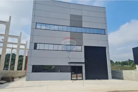 Galpão / Depósito / Armazém para alugar, 930m² no Portão, Arujá