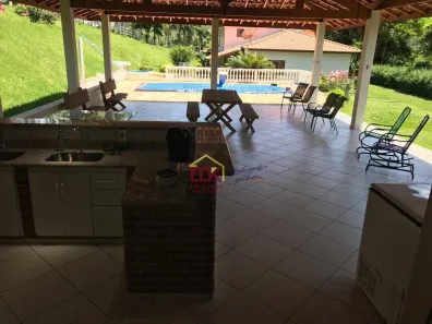 Fazenda / Sítio / Chácara com 8 Quartos para venda ou aluguel, 300m² no São Luiz do Paraitinga, São Luiz do Paraitinga