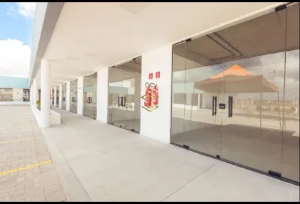 Loja / Salão / Ponto Comercial com 1 Quarto à venda, 18m² no Três Irmãs, Campina Grande