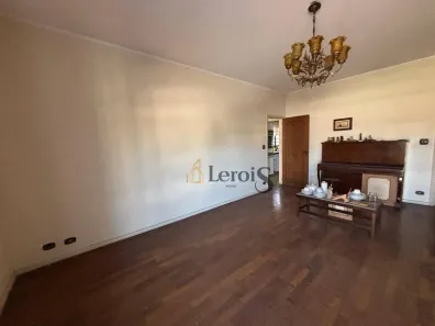 Sobrado com 3 Quartos à venda, 411m² no Brasil, Itu