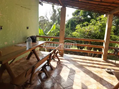 Fazenda / Sítio / Chácara com 2 Quartos à venda, 2600m² no Jundiaquara, Araçoiaba da Serra