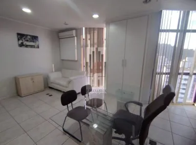 Conjunto Comercial / Sala para alugar, 44m² no Gonzaga, Santos