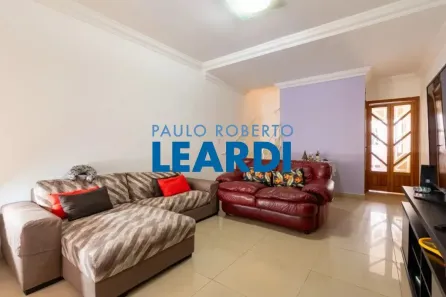 Casa de Vila com 3 Quartos à venda, 180m² no Vila Gumercindo, São Paulo