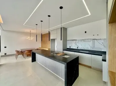 Casa de Condomínio com 4 Quartos à venda, 170m² no Jardim San Remo, Maringá