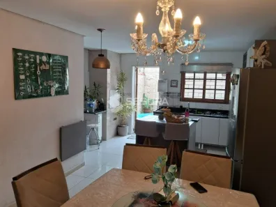 Sobrado com 3 Quartos à venda, 130m² no Niterói, Canoas