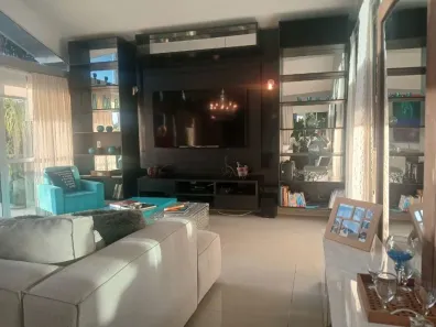 Casa de Condomínio com 4 Quartos à venda, 400m² no Jardim Indaiá, Embu das Artes