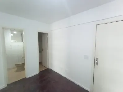 Conjunto Comercial / Sala para alugar, 44m² no Centro Cívico, Curitiba