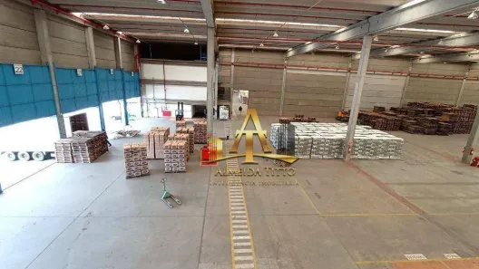 Galpão / Depósito / Armazém para alugar, 5308m² no Laranja Azeda, Arujá