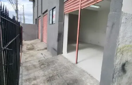 Casa Comercial para alugar, 100m² no Vila Industrial, Mogi das Cruzes