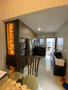 Casa com 2 Quartos para alugar, 110m² no Jardim Universo, Maringá