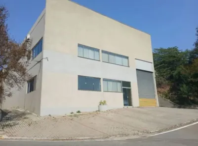 Galpão / Depósito / Armazém com 2 Quartos para alugar, 750m² no Jardim Califórnia, Jacareí