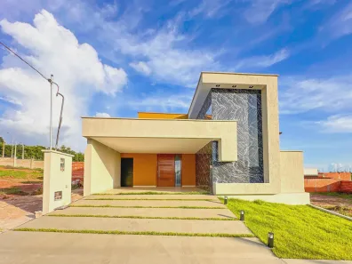 Casa de Condomínio com 3 Quartos à venda, 126m² no Vale Quem Tem, Teresina