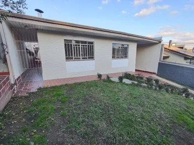 Casa com 3 Quartos para alugar, 230m² no Campina do Siqueira, Curitiba