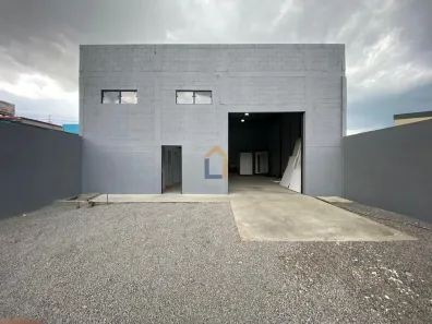 Galpão / Depósito / Armazém com 1 Quarto à venda, 140m² no Atuba, Colombo