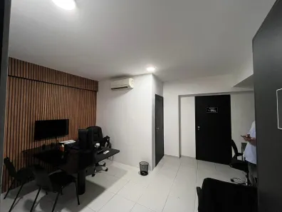 Conjunto Comercial / Sala com 1 Quarto para venda ou aluguel, 36m² no Candelária, Natal