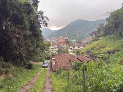 Terreno / Lote / Condomínio à venda, 1040m² no Bingen, Petrópolis