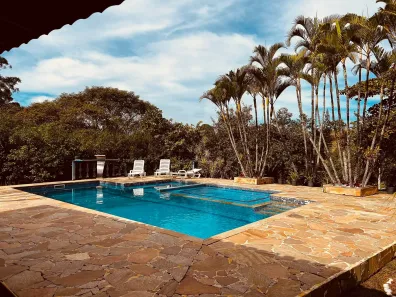 Fazenda / Sítio / Chácara com 3 Quartos para venda ou aluguel, 5465m² no Condomínio Lagoinha, Jacareí