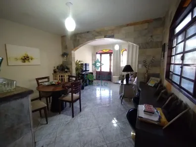 Casa com 3 Quartos à venda, 500m² no Pompeu, Sabará