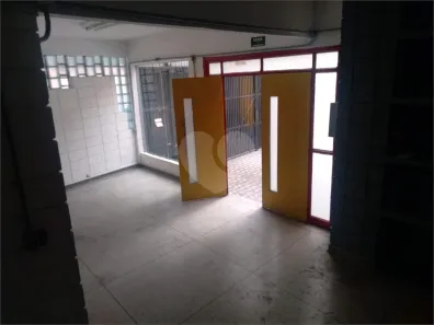 Galpão / Depósito / Armazém com 12 Quartos para venda ou aluguel, 2021m² no Jardim Iracema/Aldeia, Barueri