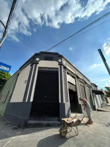 Loja / Salão / Ponto Comercial para alugar, 60m² no Centro, Marília