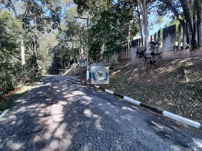 Fazenda / Sítio / Chácara com 4 Quartos à venda, 2202m² no Potuverá, Itapecerica da Serra