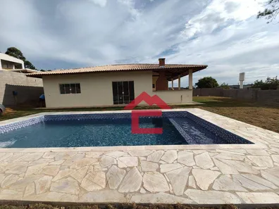 Fazenda / Sítio / Chácara com 3 Quartos à venda, 142m² no Paruru, Ibiúna