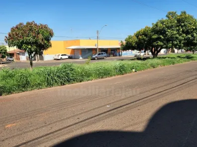 Loja / Salão / Ponto Comercial à venda, 124m² no Chácara Braz Miraglia, Jaú
