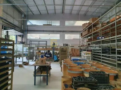 Galpão / Depósito / Armazém à venda, 2400m² no Sítio da Moenda, Itatiba