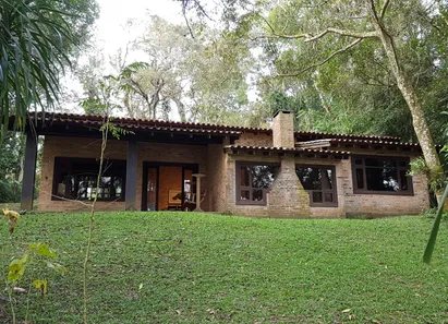 Fazenda / Sítio / Chácara com 9 Quartos à venda, 400m² no Sebandilha, Mairinque