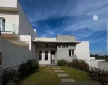 Casa de Condomínio com 3 Quartos para venda ou aluguel, 170m² no Vila Santa Rosália, São Roque