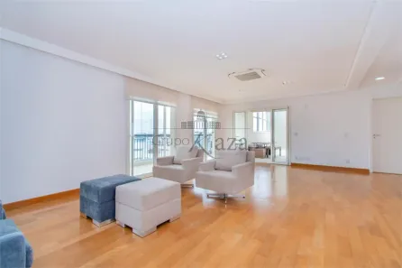 Cobertura com 4 Quartos para alugar, 372m² no Indianópolis, São Paulo