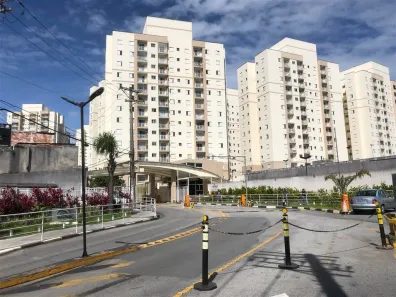Apartamento com 2 Quartos para alugar, 71m² no Jardim Tupanci, Barueri