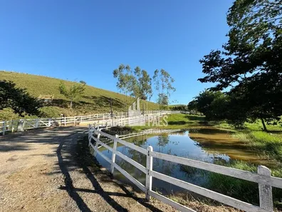 Fazenda / Sítio / Chácara com 6 Quartos à venda, 314600m² no Maraporã, Cachoeiras de Macacu