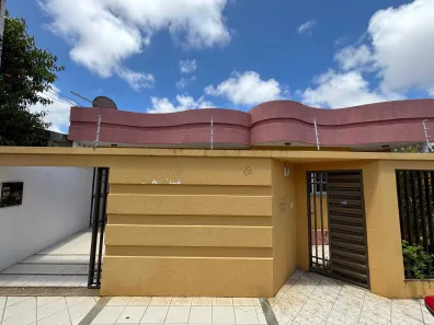 Casa com 3 Quartos à venda, 280m² no Grageru, Aracaju
