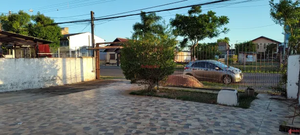 Casa com 2 Quartos à venda, 80m² no Niterói, Canoas