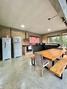 Fazenda / Sítio / Chácara com 3 Quartos à venda, 184m² no , Sarapuí