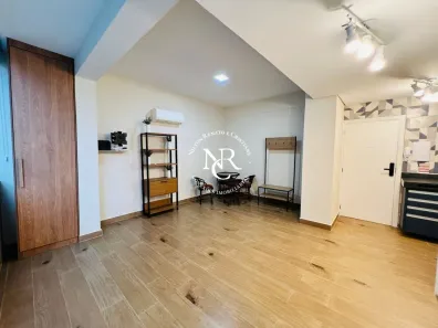 Kitnet com 1 Quarto à venda, 35m² no Pompéia, Santos