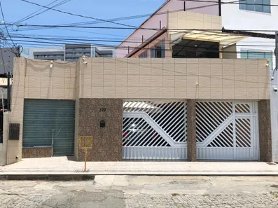 Casa com 6 Quartos à venda, 302m² no Grageru, Aracaju