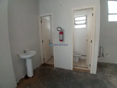Casa Comercial para alugar, 168m² no Taboão, São Bernardo do Campo