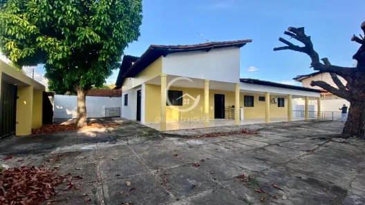 Casa com 4 Quartos à venda, 239m² no Ininga, Teresina